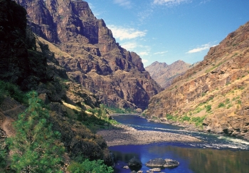 iStock_hells_canyon_byNormanEder